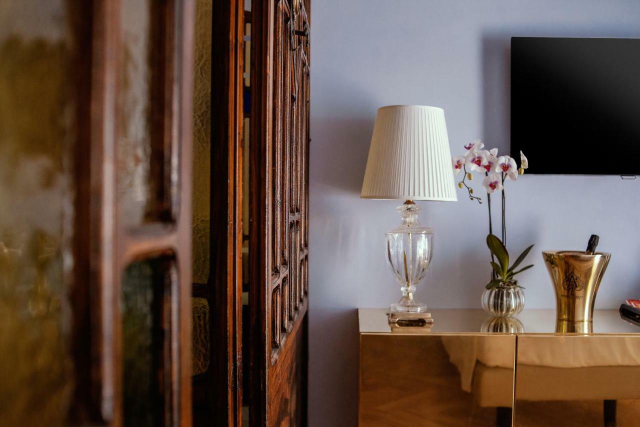 Palazzo Dei Grifoni - Luxury Suites - San Benedetto del Tronto Zewnętrze zdjęcie